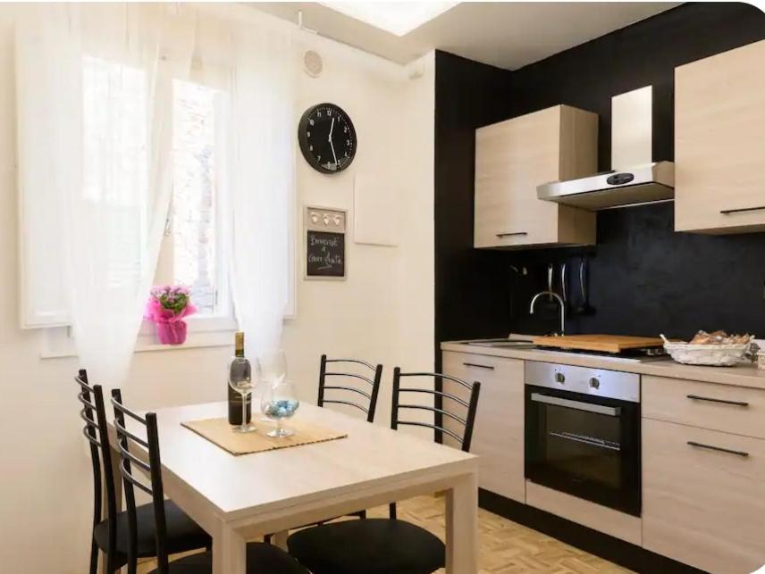 Casa Agata, Accogliente Appartamento Nel Centro Storico Кортона Екстериор снимка
